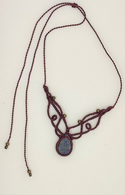 Collier amulette "Dana" Lapis-lazuli